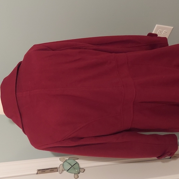 Red Coat - 1X - Picture 2 of 7